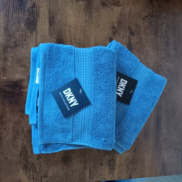 DKNY - Set of 2 Hand Towels - Cornflower Blue - Picture 10 of 10